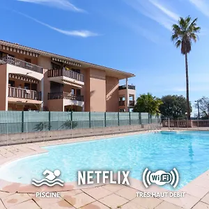  Appartement Le Cosy : Terrasse • Parking • Piscine • Clim France